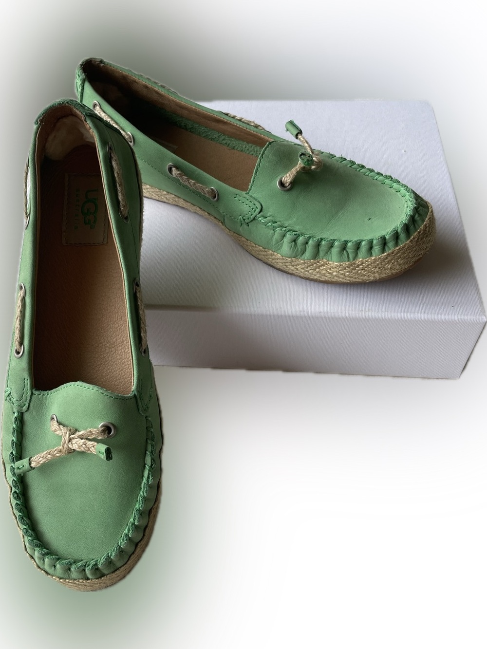 UGG Women's Mint Green Leather Moccasin Espadrille Size 8